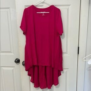 Roaman's Vibrant Pink Tunic shirt, size medium NWT short sleeve